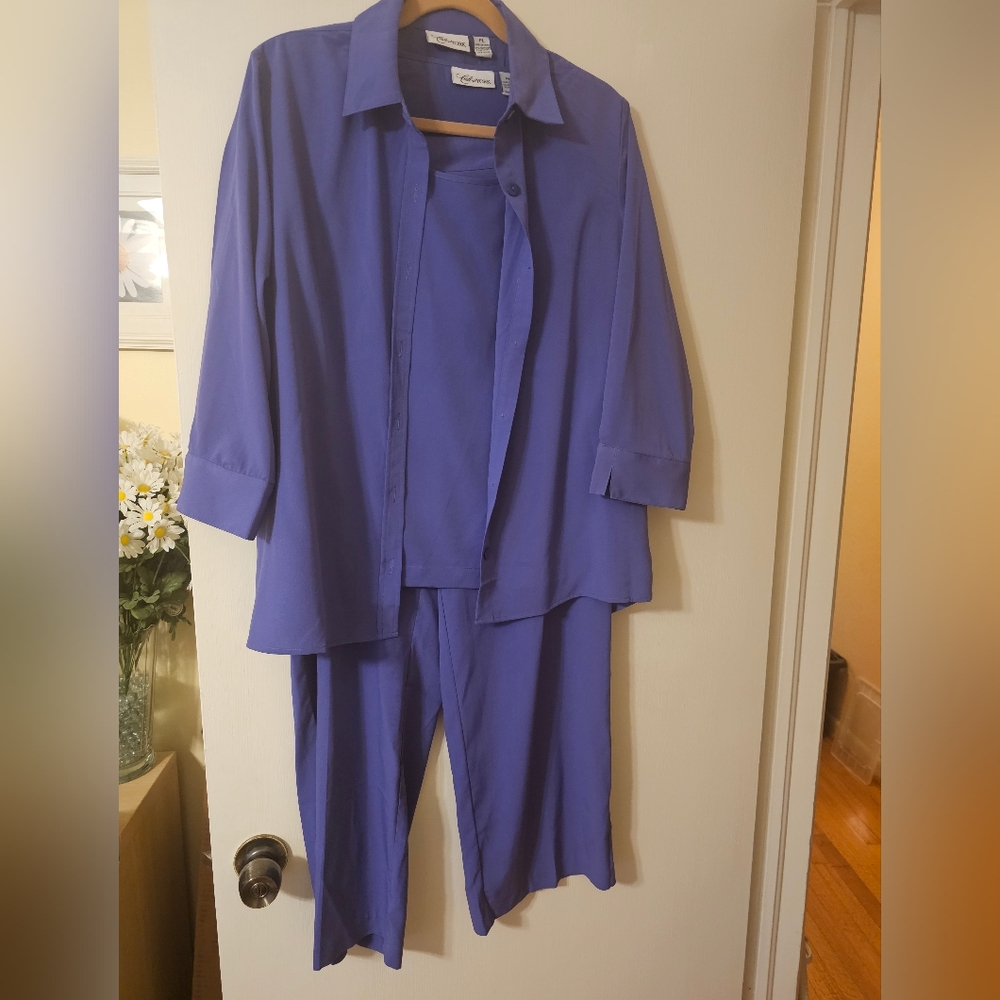 3 Piece Pantsuit- Size Petite Large